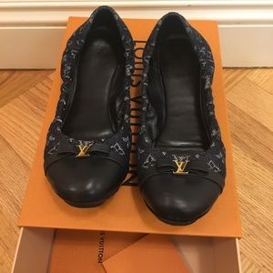 Louis Vuitton denim ballet flats